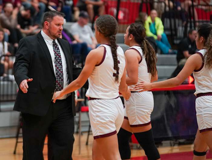 mathis-london-girls-basketball-playoffs00025